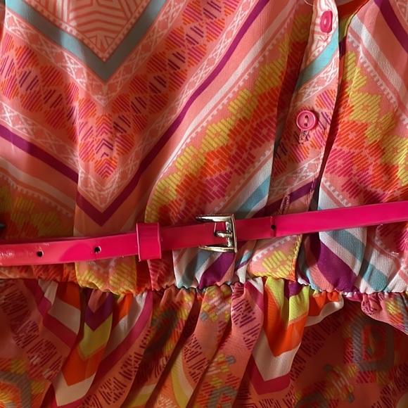 Collared Pink Dress with multi-colored pattern and Pink Belt Size 12 - Picture 5 of 7